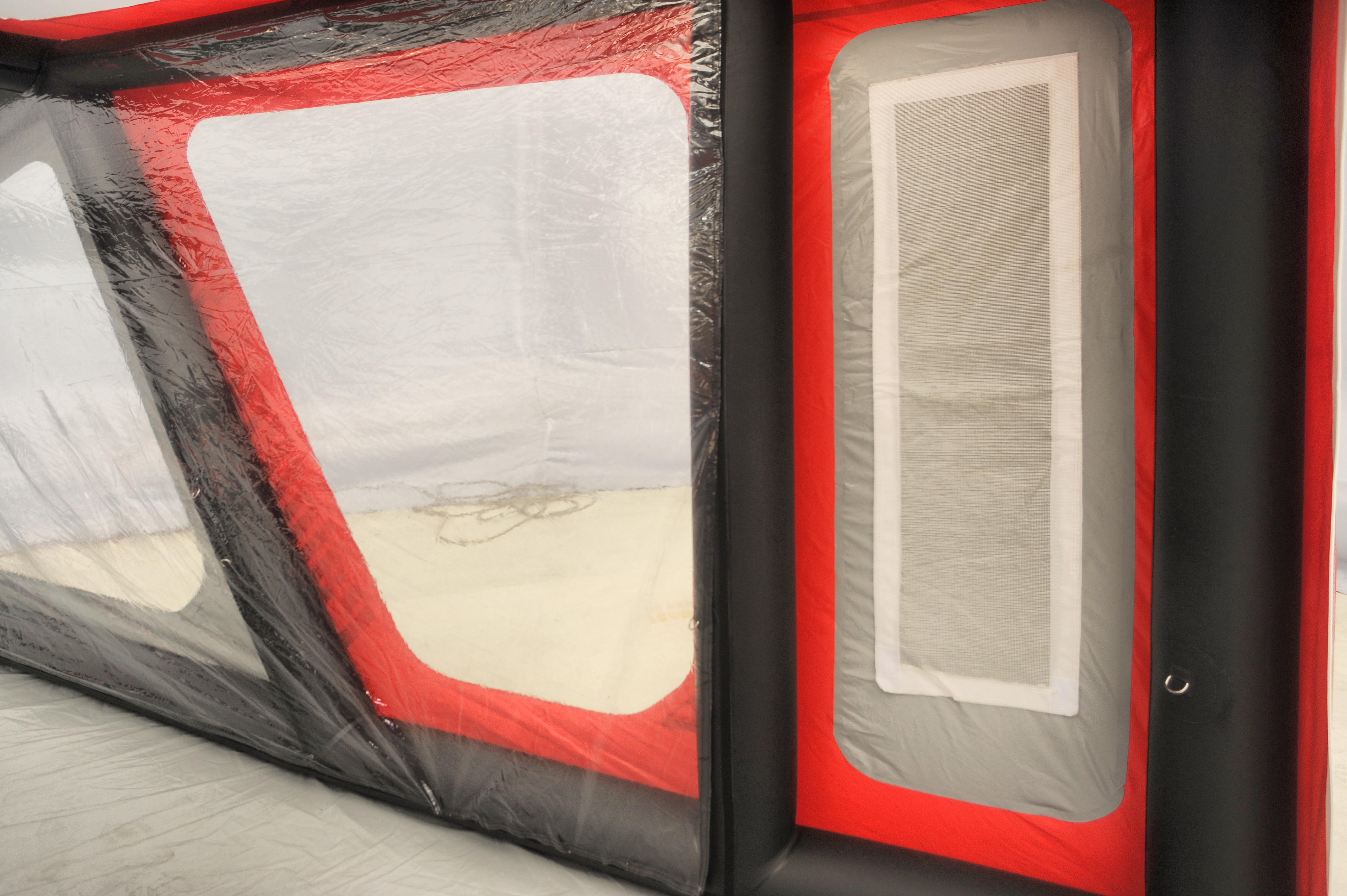 18’x9'3"’x8'.5" Professional Grade Inflatable Paint Station