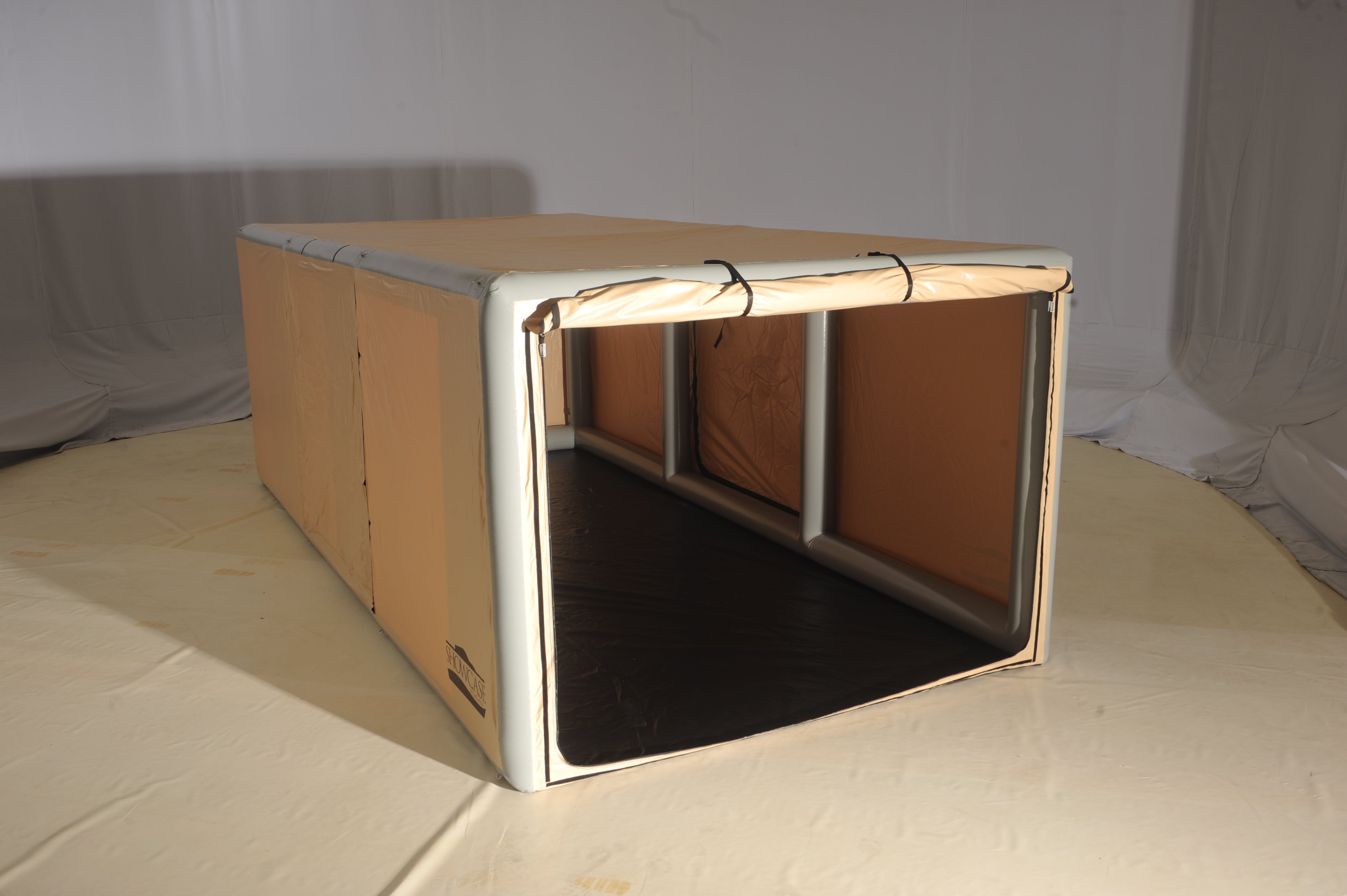 18' Oudoor Showcase Square Design Flat Roof 8" Tubes Car Port Model