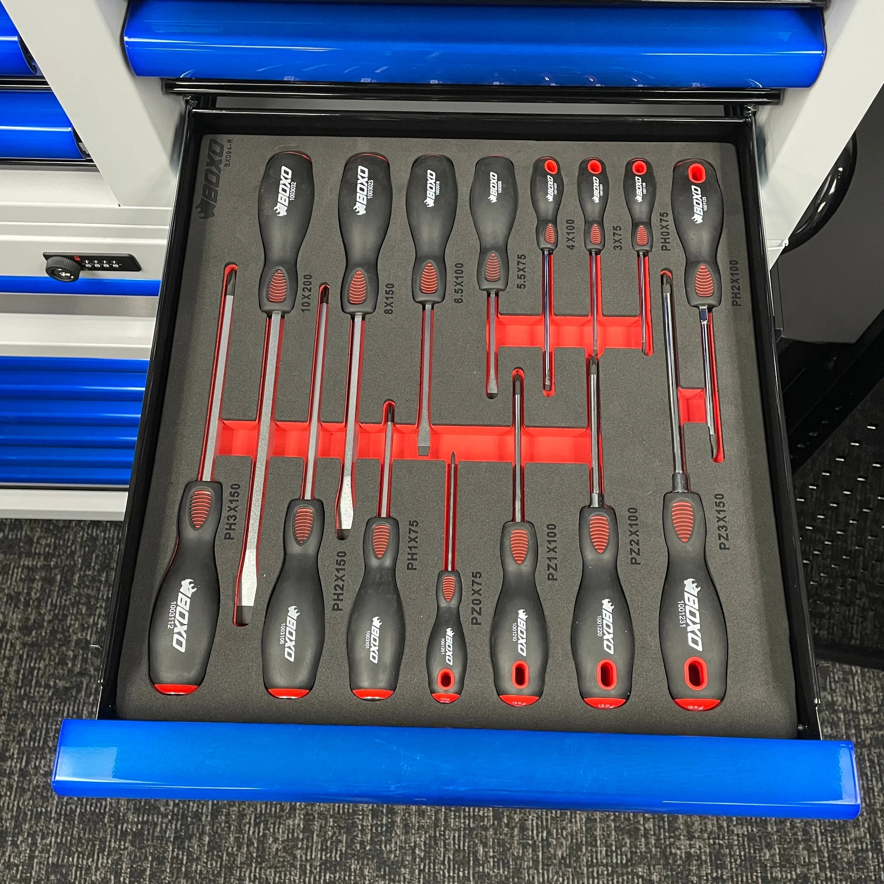 15-Piece Slotted, Phillips & Pozi Tip Screwdriver Set | 2/3rd EVA Foam