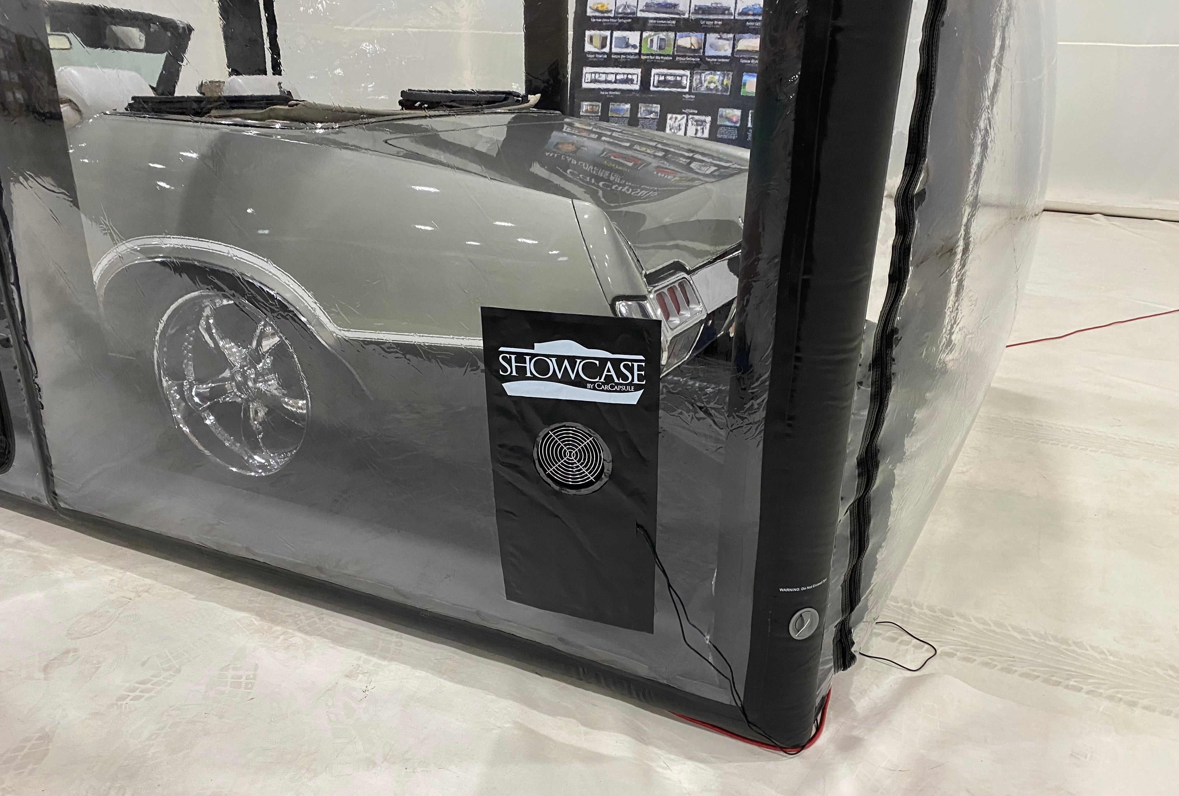 18' Black ShowCase Indoor Drive Thru Model