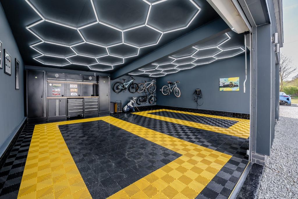GARAGE FLOORING - Garage Rebel