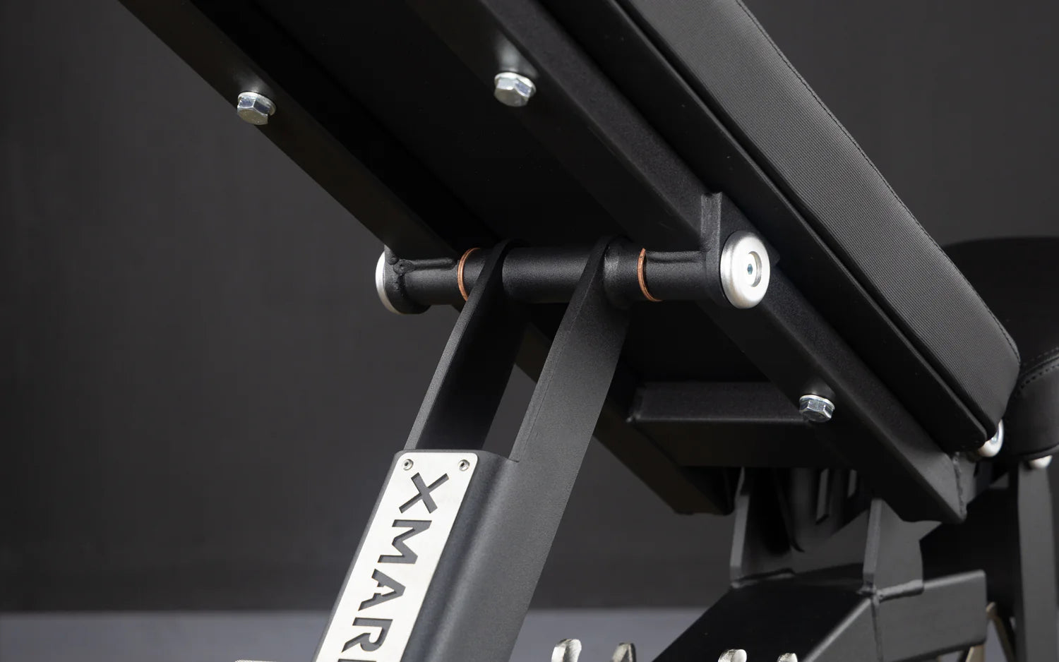 Black Diamond® Commercial Adjustable Weight Bench (Pre-assembled)