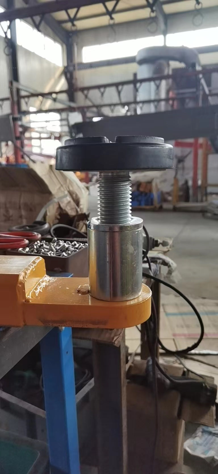 KT-MP3 Lift Screw Pad (Set of 4) and Standard Extension