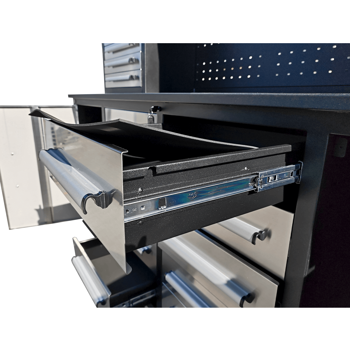 7 ft Garage Cabinet (18 Drawers & 4 Cabinets & Pegboard)