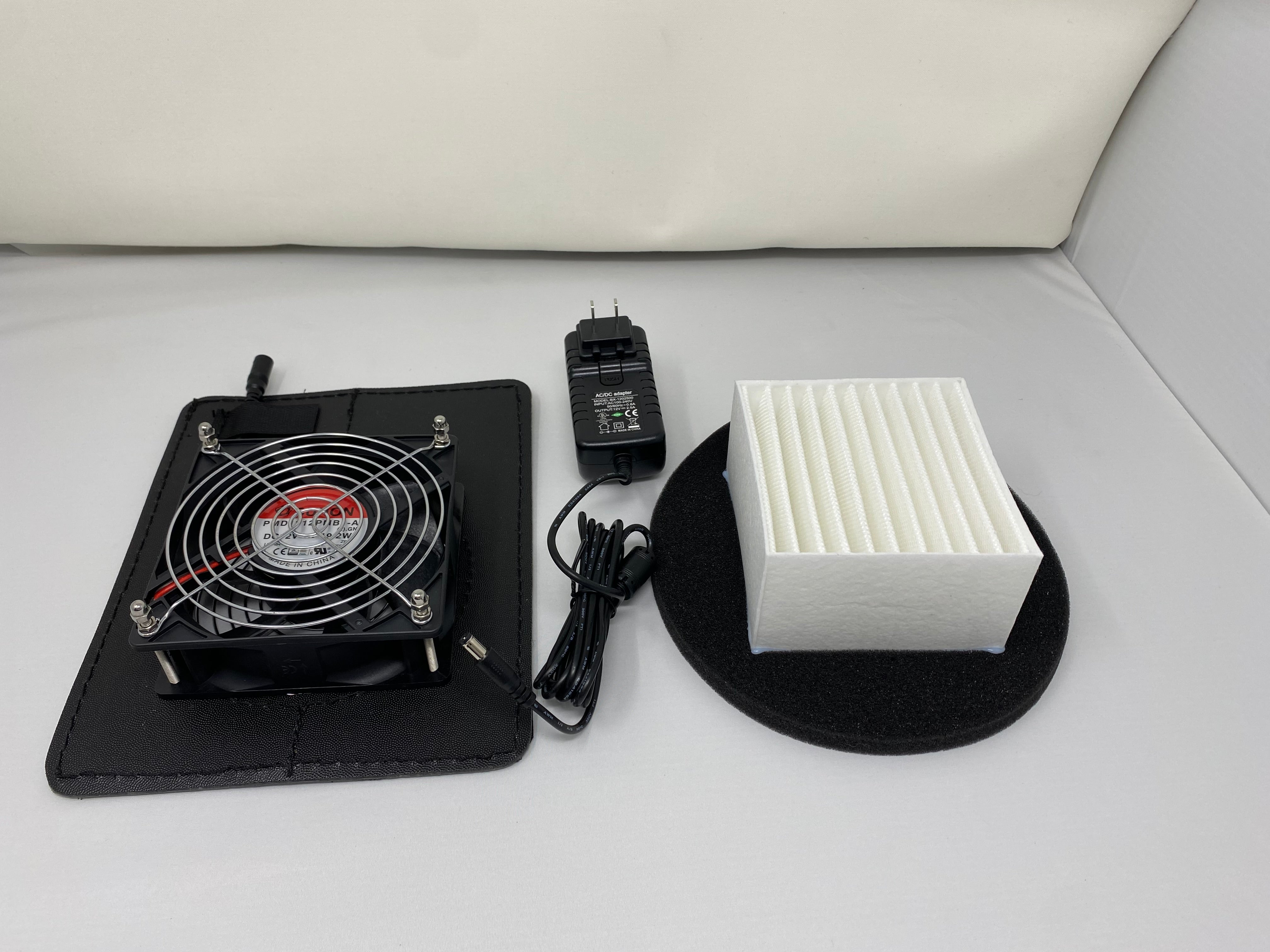 3. Signature Series CarCapsule Parts Kit (CLEAR TOP W/ DOTTED LINE FLOOR or CHECKERBOARD FLOOR)