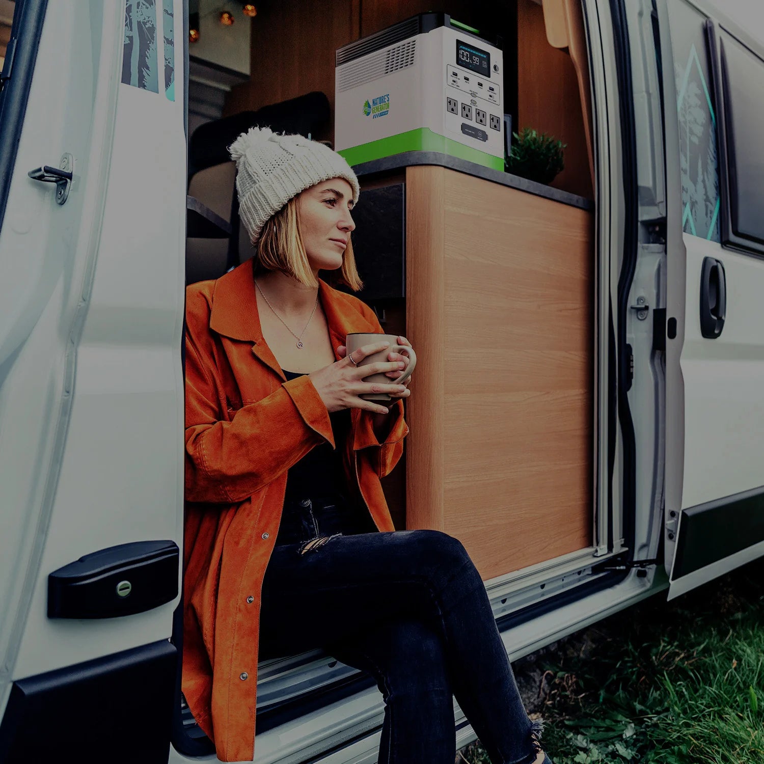 High Capacity Lithium 1800 Solar Generator and Transfer Switch