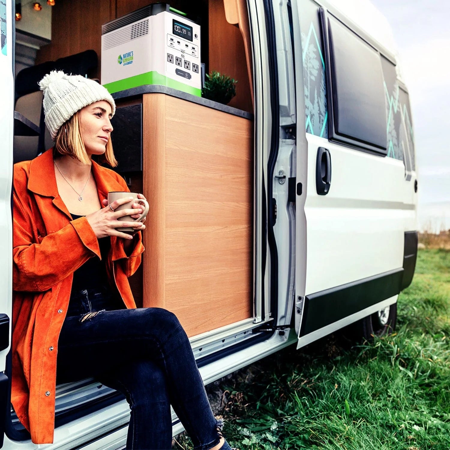 High Capacity Lithium 1800 Solar Generator and Transfer Switch